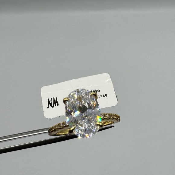 18k 3ct Oval Cut Ring - Picture 12 of 15